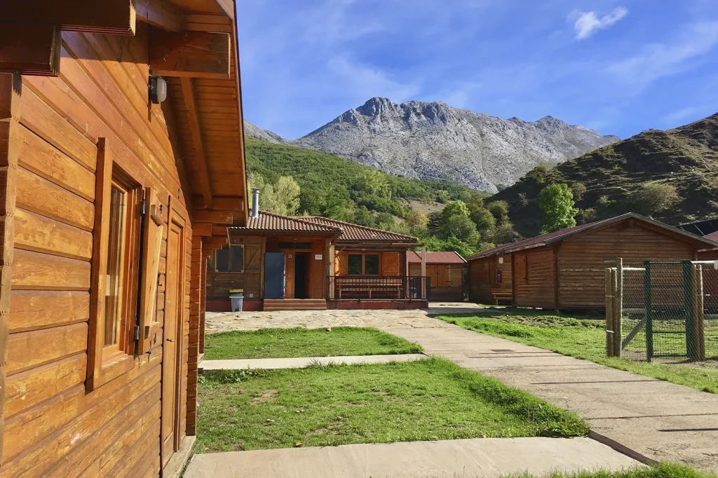 kayak-pico-azul-el-chalten-albergue-montaña-vegacervera